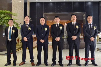 Q房網深圳東交易簽約中心正式揭牌，開啟房地產經紀服務新篇章